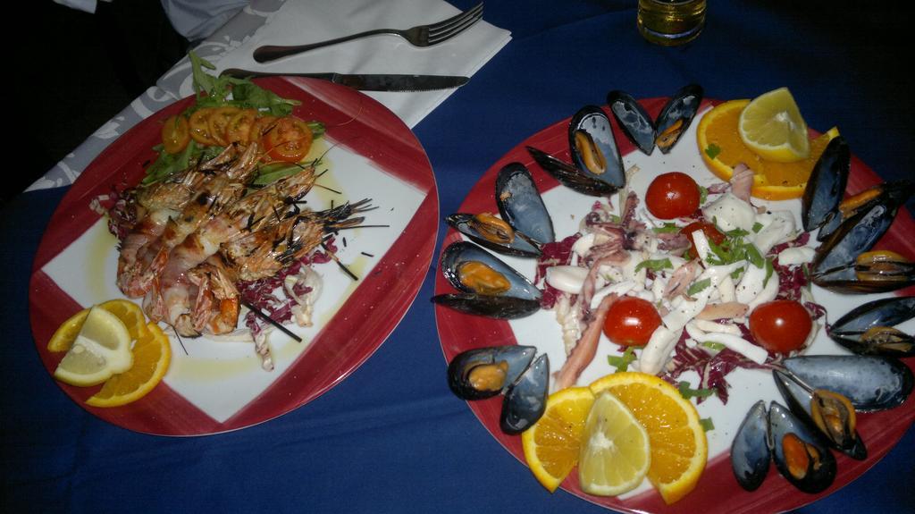 דיאמנטה Hotel Cristina מראה חיצוני תמונה