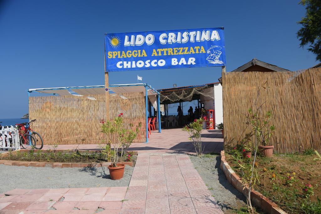 דיאמנטה Hotel Cristina מראה חיצוני תמונה