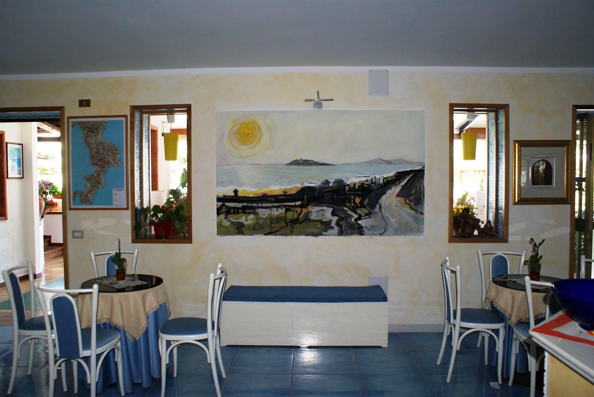 דיאמנטה Hotel Cristina מראה חיצוני תמונה