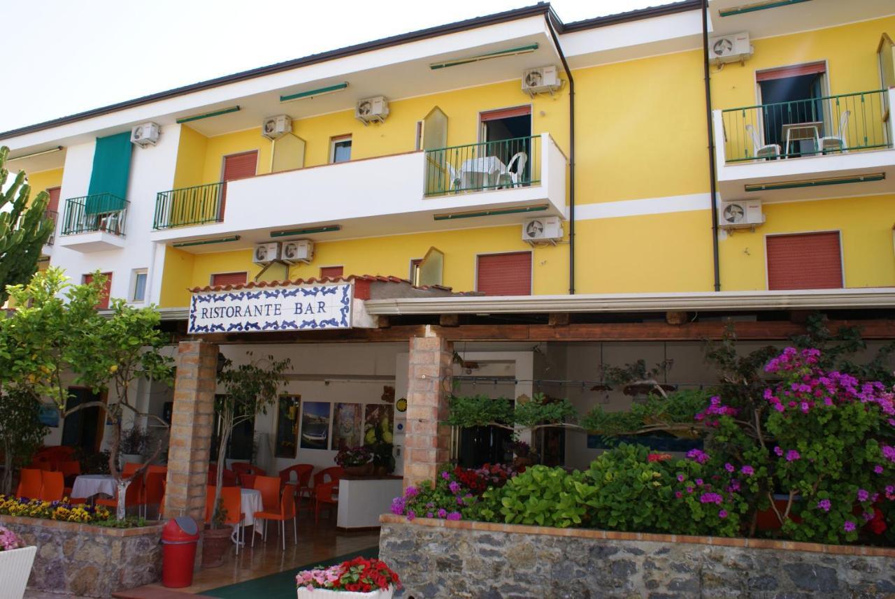 דיאמנטה Hotel Cristina חדר תמונה